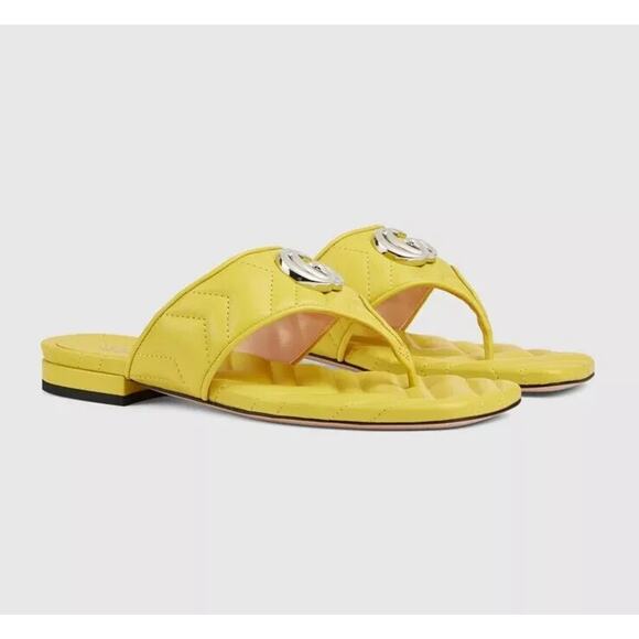 Gucci Marmont Chevron Double G 37/ US 7 Thong Sandals Lime Yellow Leather NIB - Picture 1 of 13